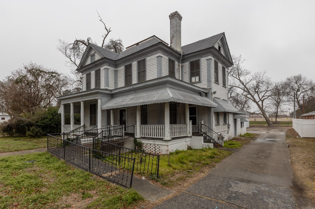 Bethea Funeral Home – Abandoned Southeast