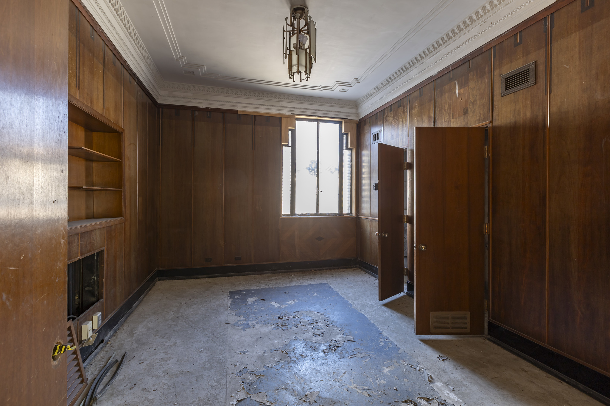 53689868290_e9ed974814_k